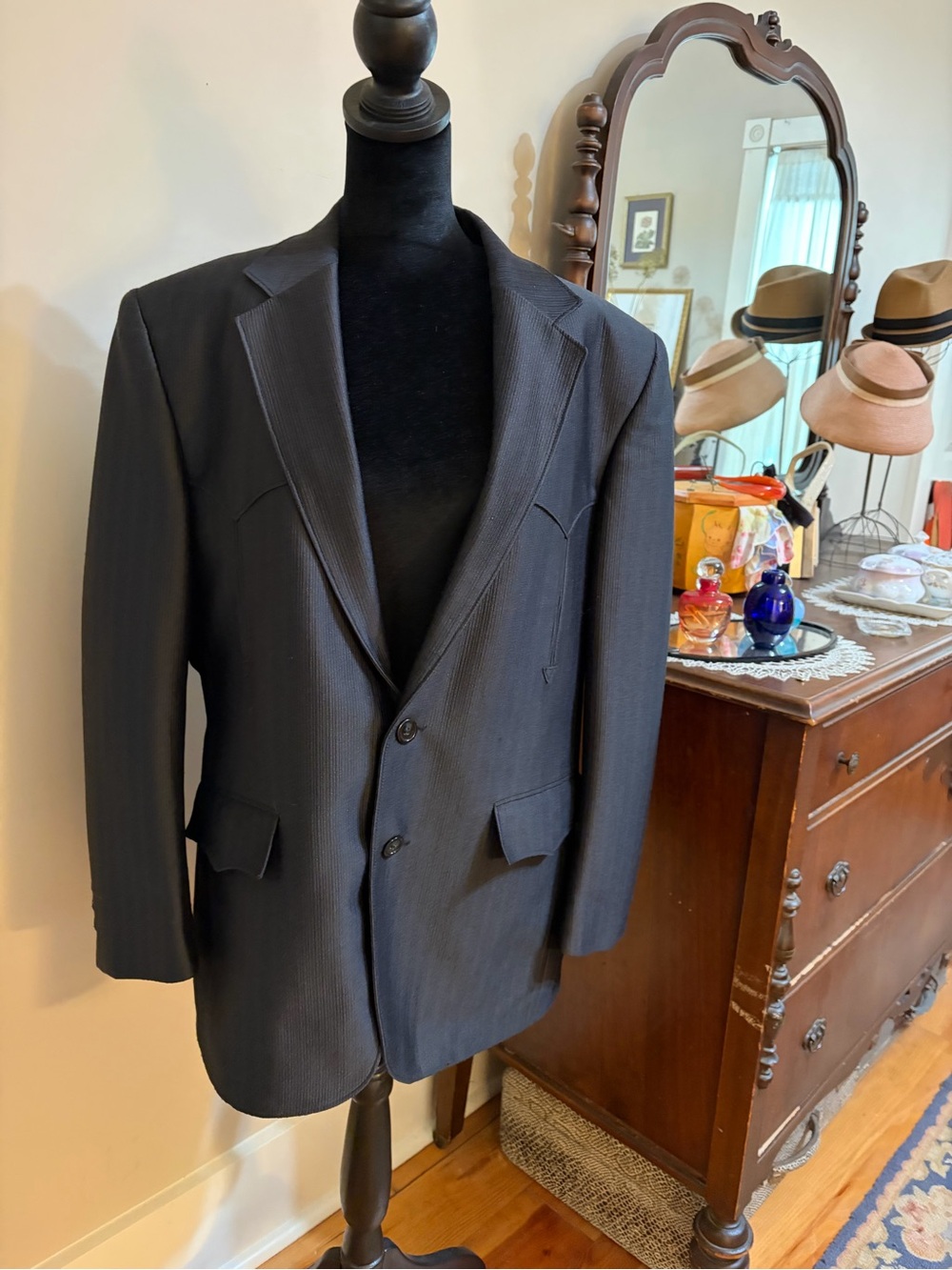 Classic Western Style Men's Black Two-Button Blazer